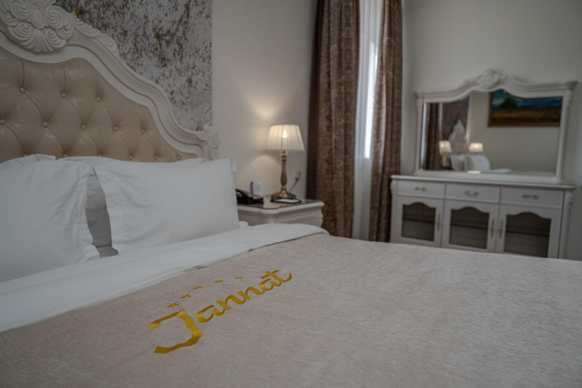 Jannat Regency Hotel Bishkek Exterior photo