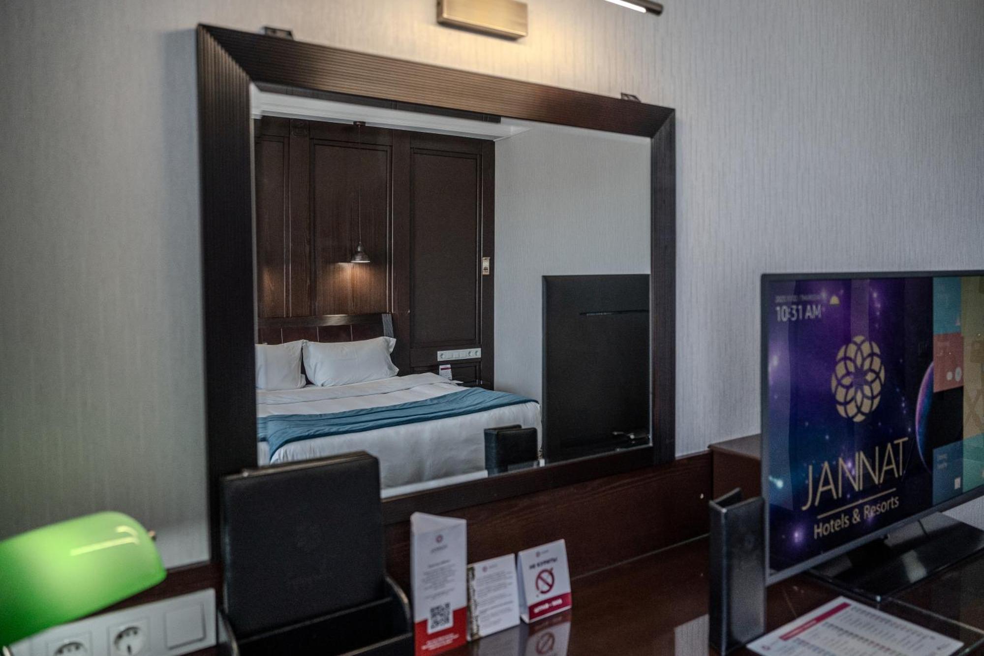 Jannat Regency Hotel Bishkek Exterior photo
